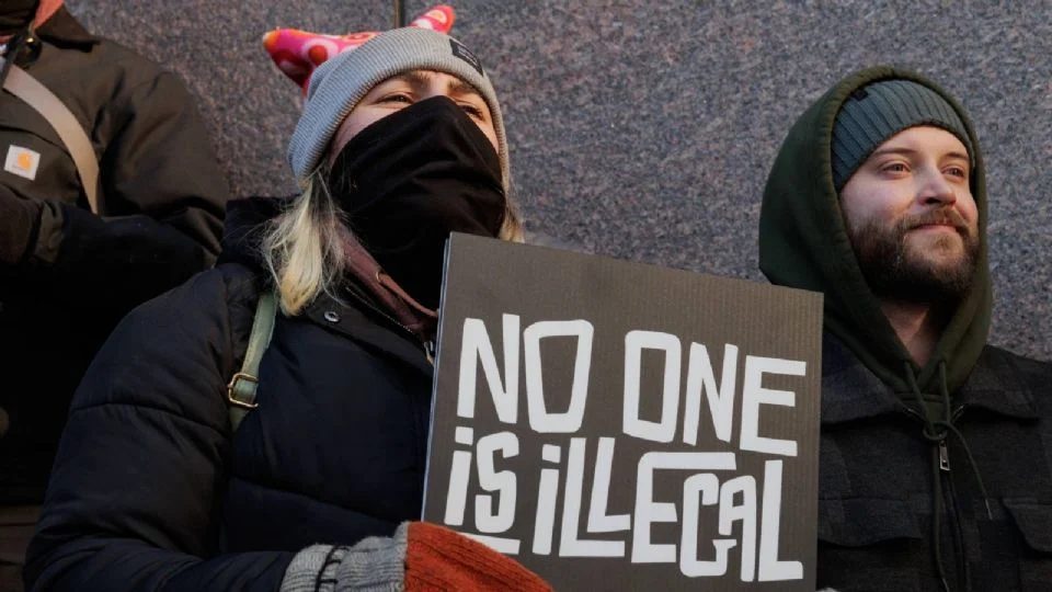 Un juez federal en Texas ordenó la liberación de un menor migrante ecuatoriano detenido en Minnesota con su padre.