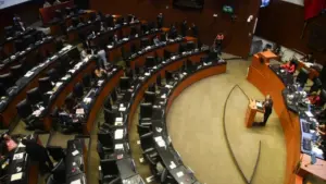 ingreso de avión militar de EU genera debate en el Senado de México por posible violación constitucional
