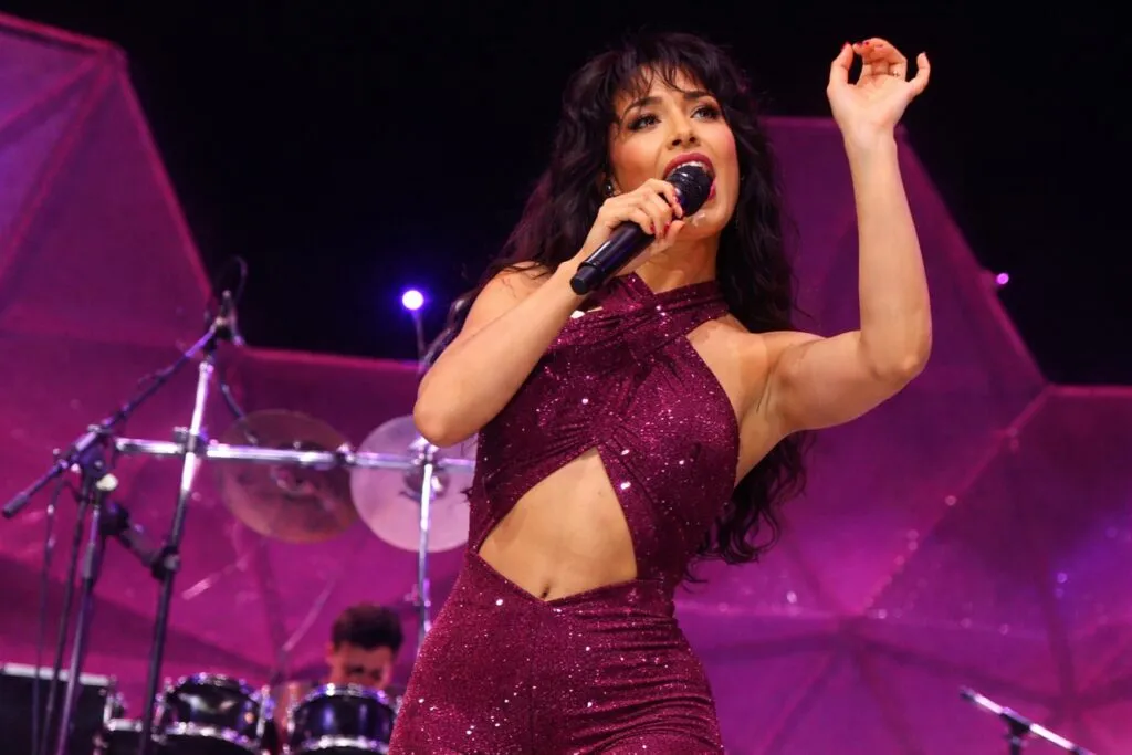 Selena a los 29 inspira identidad latina y crecimiento cultural en México