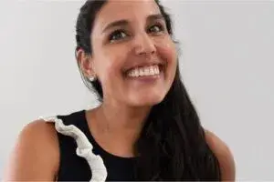 Nadadora latina chilena en aguas frías tras lograr premio en Inglaterra y destacar en deportes extremos internacionales