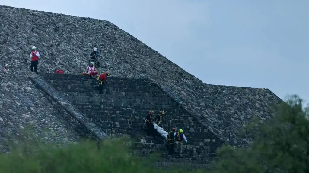 Teotihuacán con presencia de fuerzas de seguridad tras ataque armado en la Pirámide de la Luna