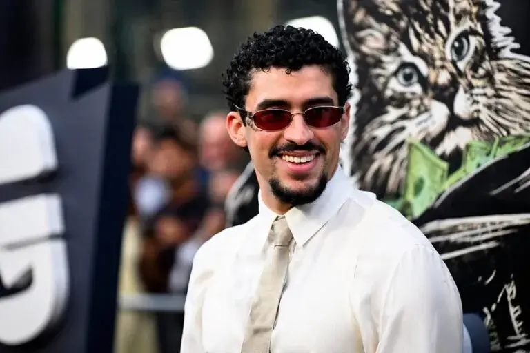 Bad Bunny y J Balvin lideran Spotify como los latinos más escuchados en dos décadas