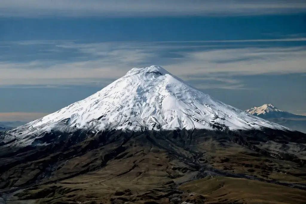 cima del Chimborazo en Ecuador punto más cercano al Sol geografía terrestre fenómeno científico