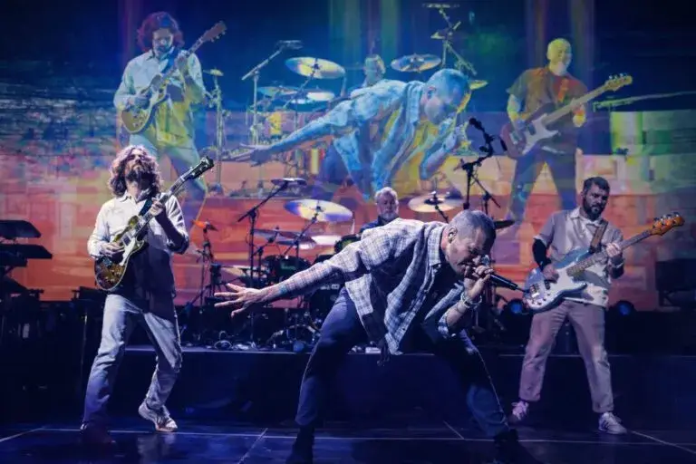 Imagine Dragons en Latinoamérica durante concierto masivo con fans en México y fuerte conexión emocional