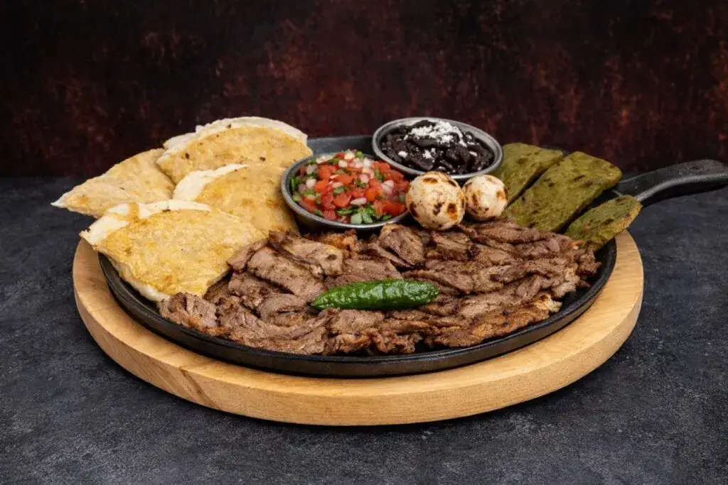 El Portón nuevo look con espacios modernos y experiencia gastronómica en México