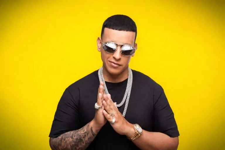 Daddy Yankee Persona del Año 2026 representando el impacto global del reguetón en la industria musical latina