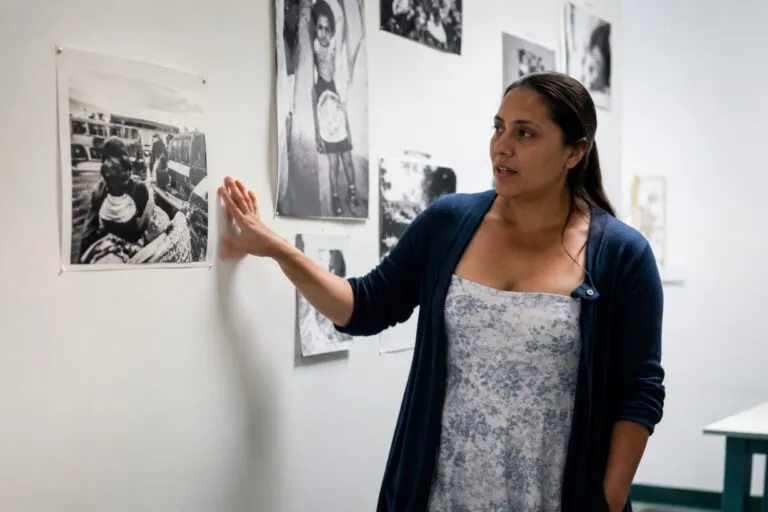 Fotógrafos latinos retratan comunidades hispanas en Asheville y fortalecen la representación cultural en Carolina del Norte