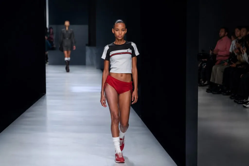 Bogotá fortalece la moda latinoamericana con diseño sostenible e innovación creativa