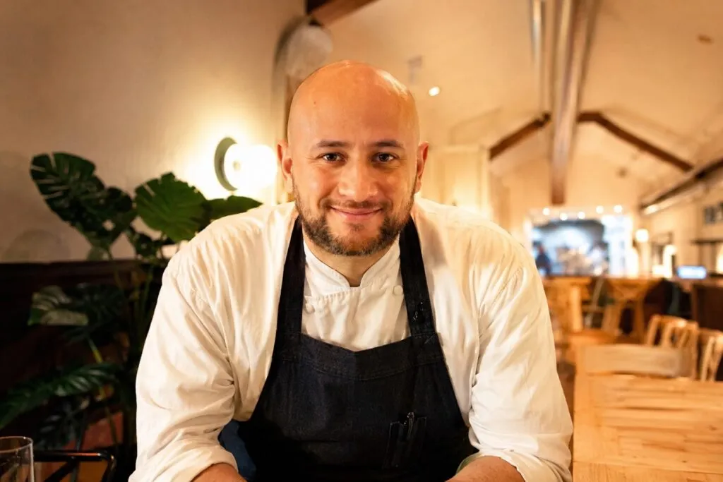 Gustavo Montestruque presenta cocina peruana moderna en Chueca con estilo latino contemporáneo en Madrid