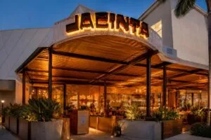Jacinta de México en Aventura Mall fortalece cultura y turismo latino en Miami rumbo al Mundial 2026