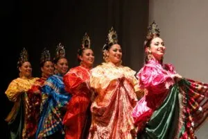 Celebración en Ciudad Juárez por los 20 años de trayectoria de Temari y su aporte a la danza folklórica mexicana