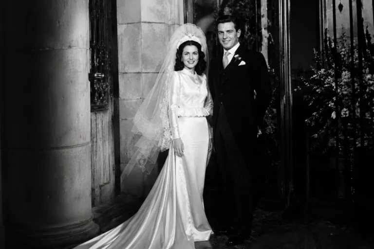 Boda de María Elena Marqués y Miguel Torruco con una elegante ceremonia en México que destacó por su tradición y estilo.