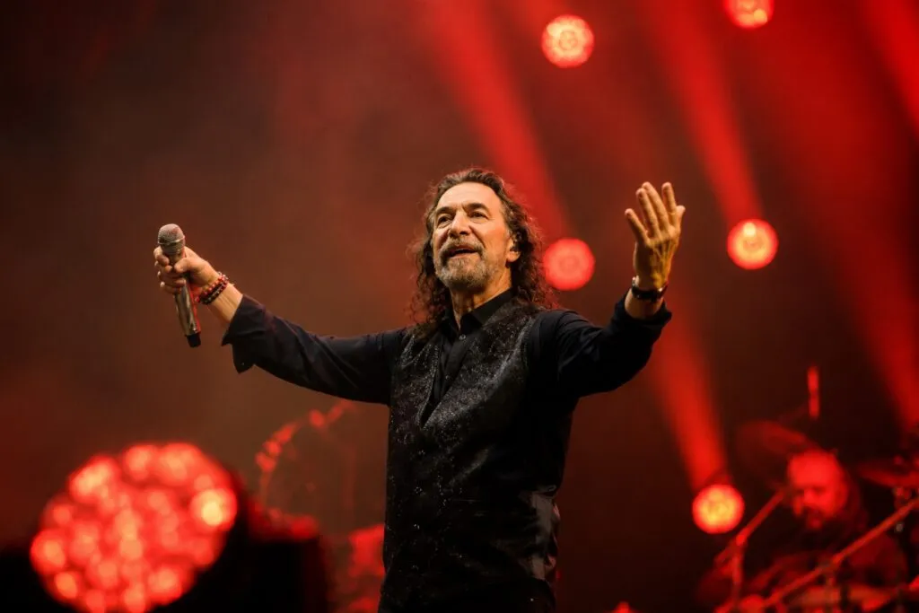 Marco Antonio Solís llegará a Montreal con Gratitud Tour para ofrecer un concierto a la comunidad latina en Canadá.