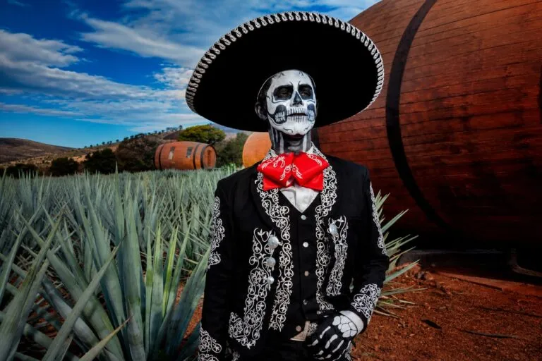 El Charro González promueve la cultura mexicana mediante tradición, activismo y presencia internacional