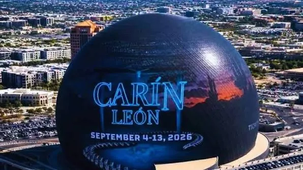 Carín León hace historia como primer latino en Sphere Las Vegas