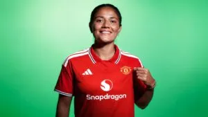 Rebeca Bernal llega al Manchester United como la primera mexicana en la liga femenina inglesa.