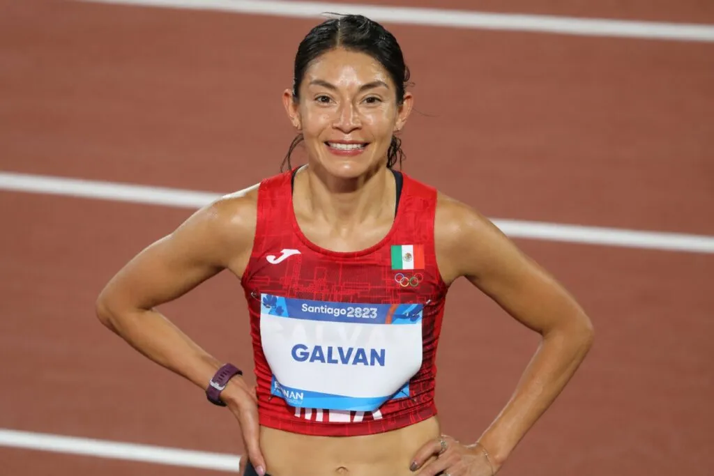 Atleta mexicana Laura Galván participará por primera vez en el Maratón de Chicago 2026 como parte de su preparación olímpica.